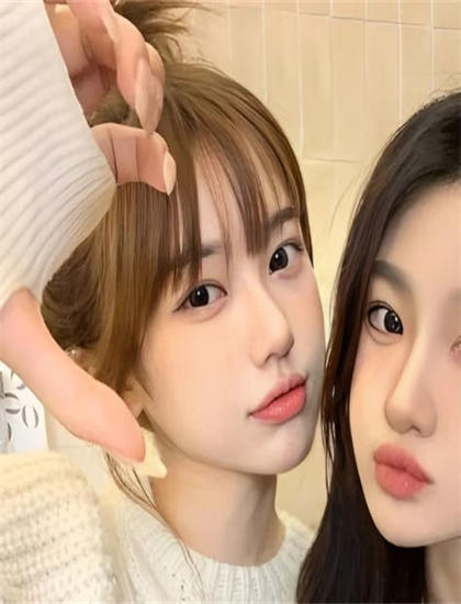 幕后探秘《欢愉2021》：伏笔的巧妙设置与揭示时机 感受艺术创作的无限可能